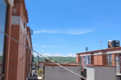 Historia de Instagram frase Inmobiliaria real state azul y amarillo - 1